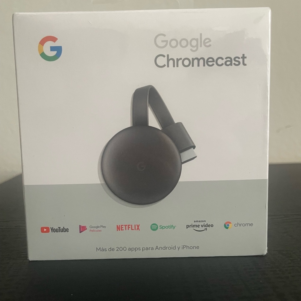 Google Chromecast in White